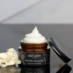Whipped Squalane Face &amp; Eye Mousse: Dagcreme, natcreme, jencreme, anti-rynkecreme 30g