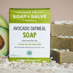 Avocado Oatmeal organic soap: Cremet Spa-sbe til kroppen