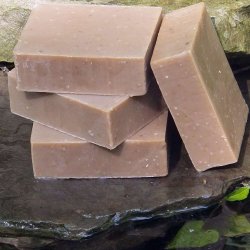 Mud &amp; Clay kologisk shampoobar: skl, tr klende hovedbund